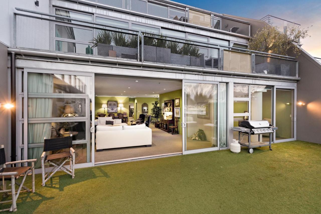 The Shotover Central Queenstown Luxury Exterior photo