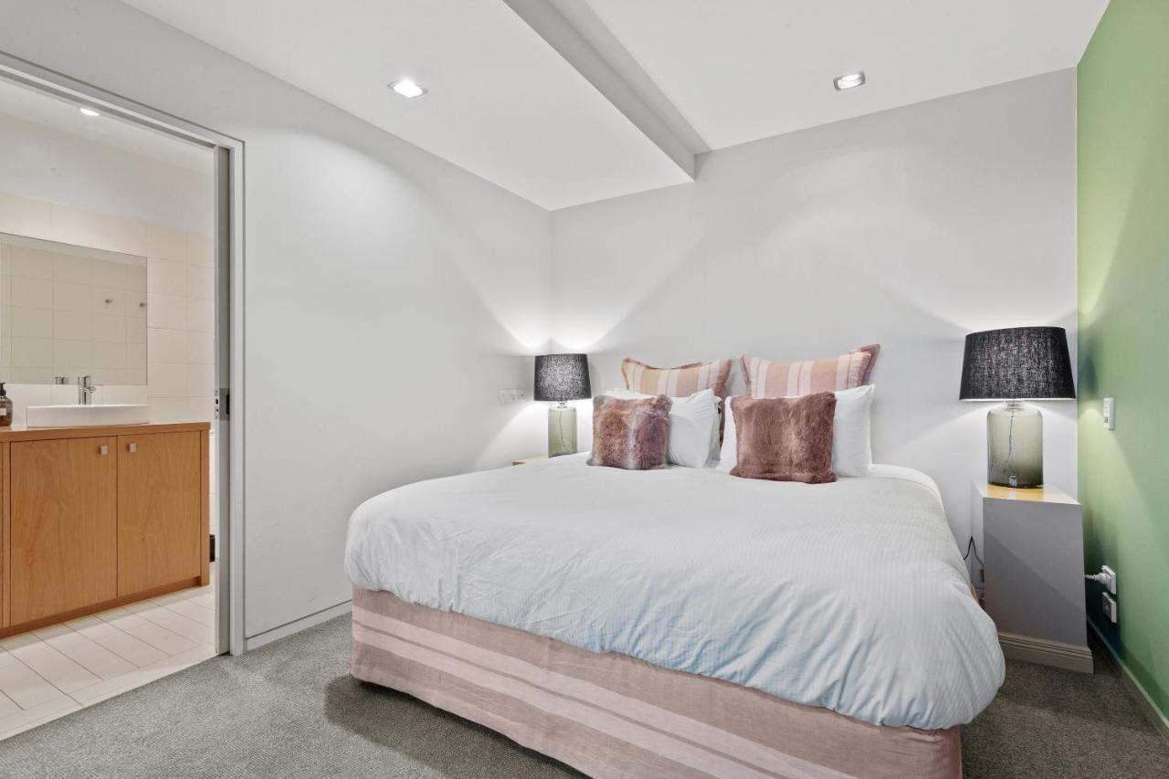 The Shotover Central Queenstown Luxury Exterior photo